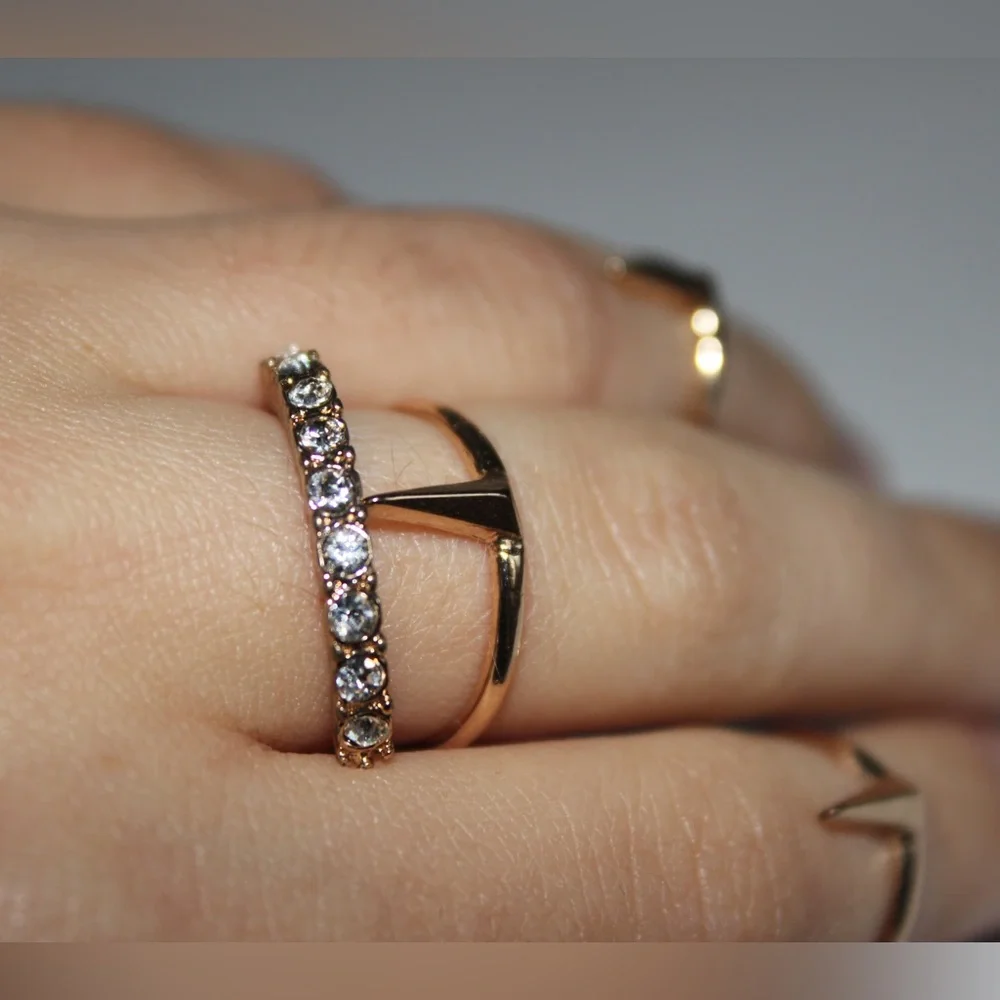 Forever21- Bundle of Gold Rings - Picture 3 of 5
